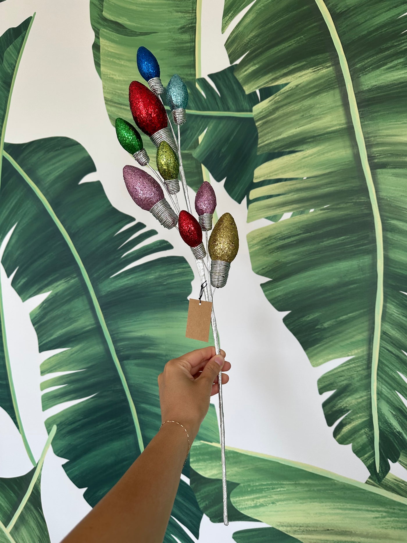 LIGHT BULB SPRAY WITH GLITTER