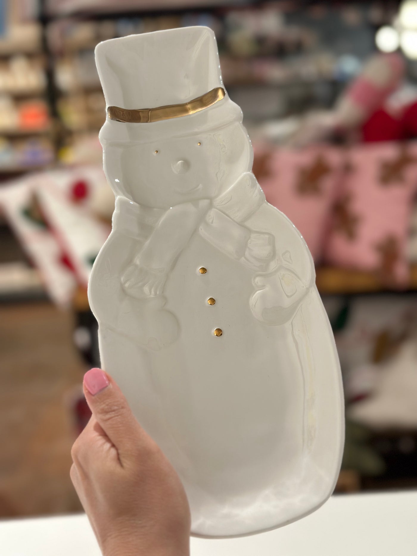 DEBOSSED STONEWARE SNOWMAN PLATE
