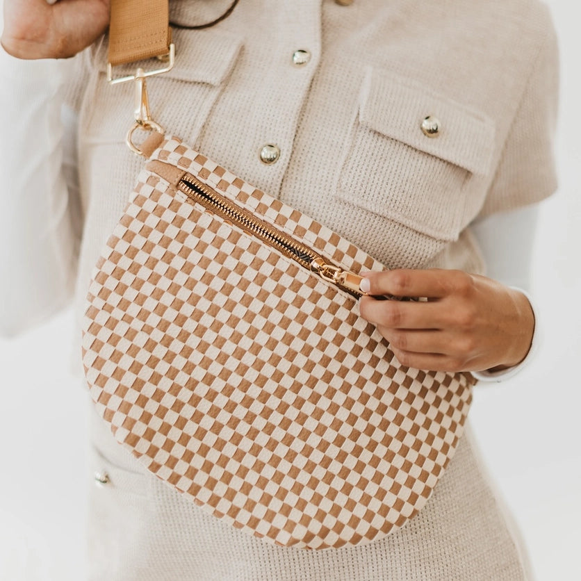 LIGHT TAN WOVEN BUM BAG