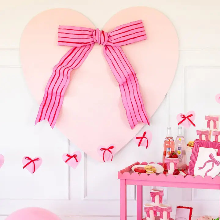 FELT HEART BOW BANNER