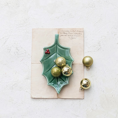 STONEWARE HOLLY LEAF DISH