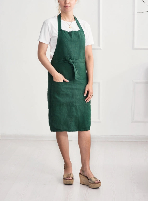 GREEN STONEWASHED LINEN APRON WITH POCKETS