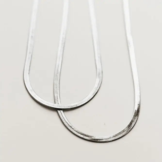 SILVER JADE HERRINGBONE NECKLACE