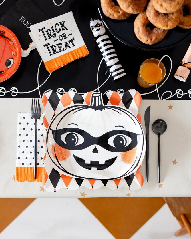 VINTAGE TRICK OR TREAT NAPKIN SET
