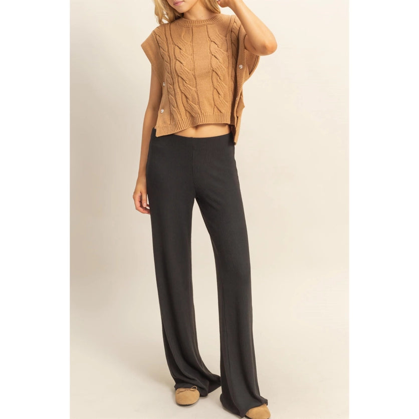 ESSENTIAL KNIT FLARE PANTS