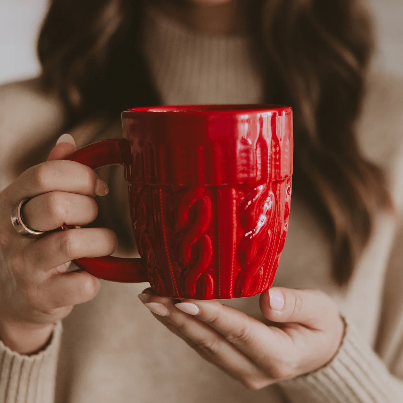 RED SWEATER 18OZ MUG