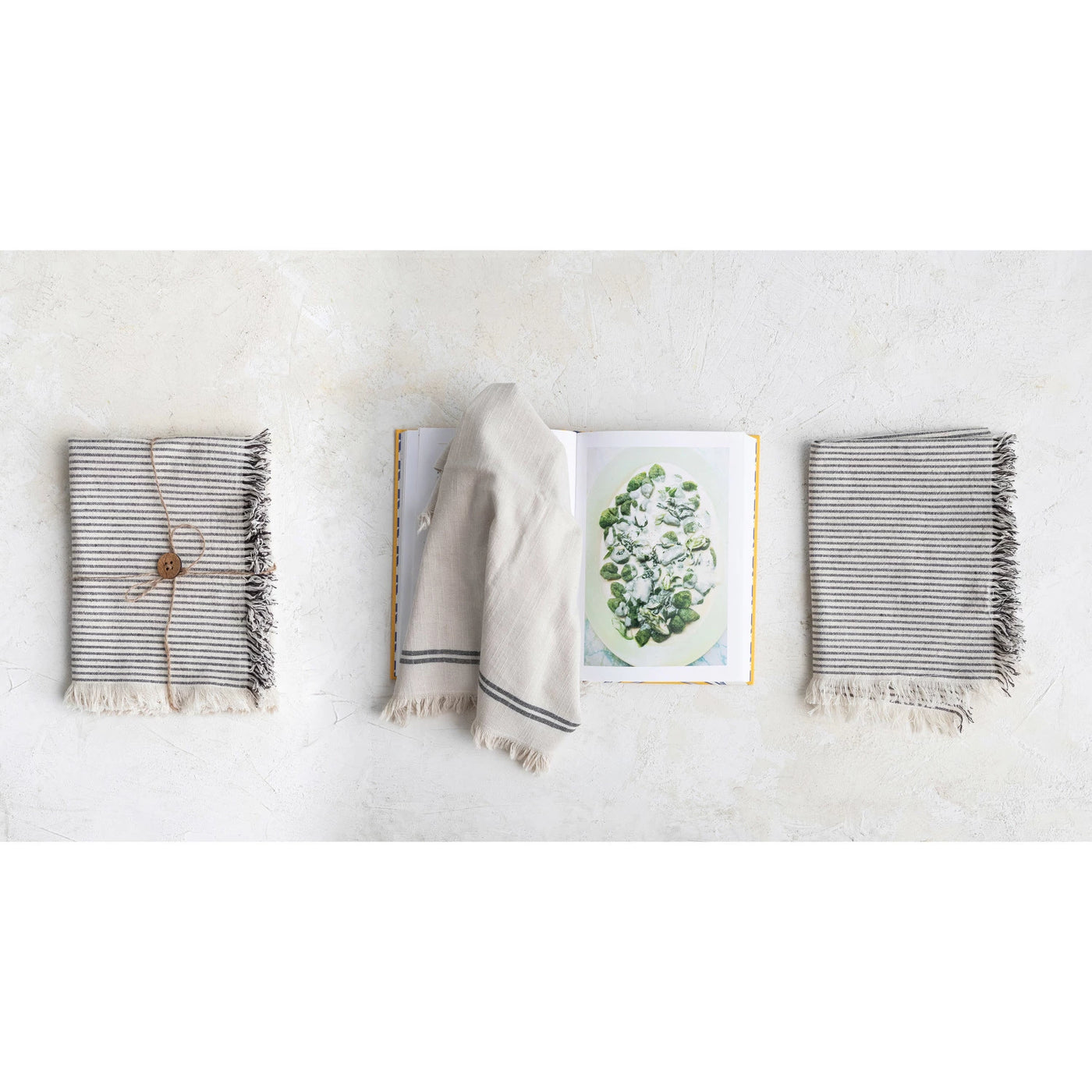 WOVEN COTTON TOWEL SET OF 2