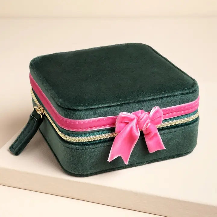 TRAVEL GREEN & PINK VELVET SQUARE JEWELRY CASE